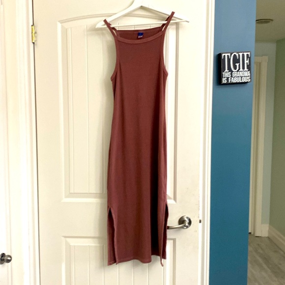 Old Navy Dresses & Skirts - Old Navy Coffee Colured Maxi Dress. *** BUNDLE 2 for $25 ***